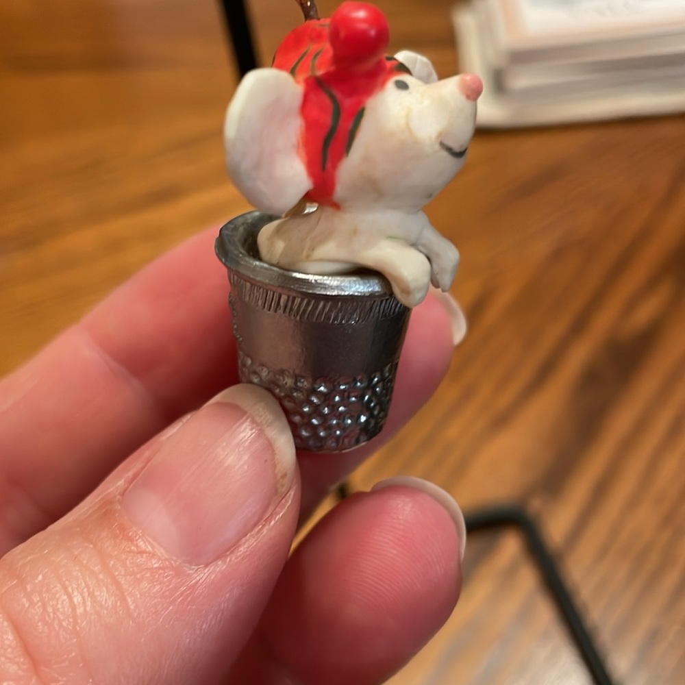 1978 Thimble #1 - Mouse Vintage - Picture 6 of 7